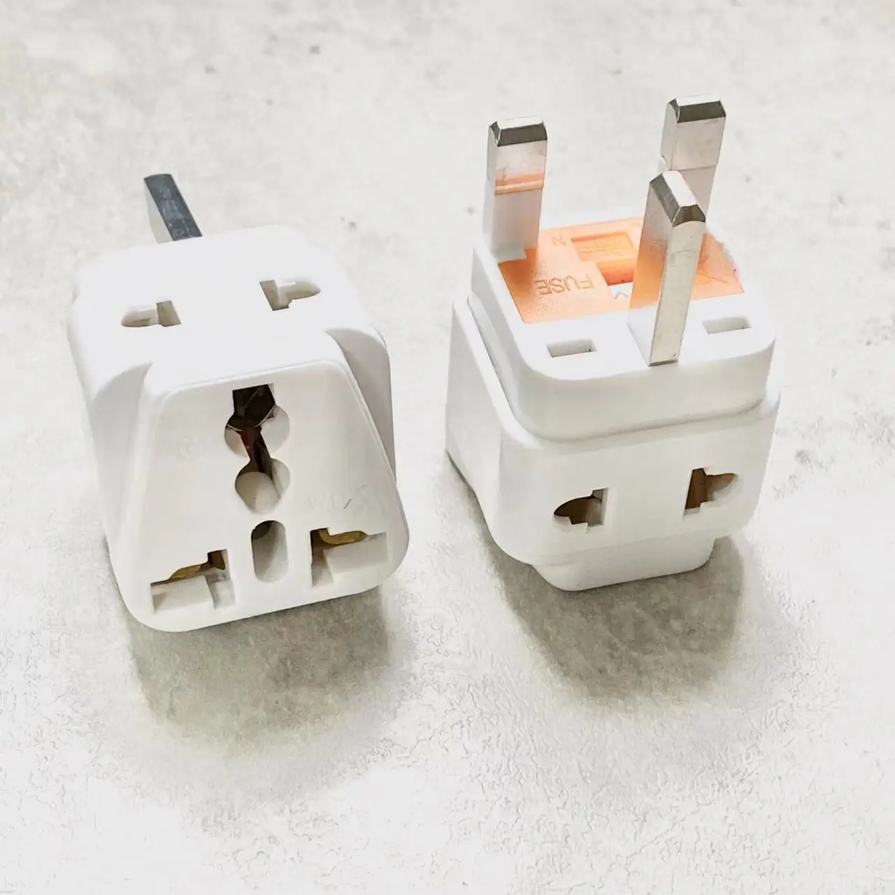 HOT!2 in 1 UK Plug Adapter, Mini Travel Plug Adapter with Fuse Protect for US to Type G Countries UK Ireland, Hong Kong and More