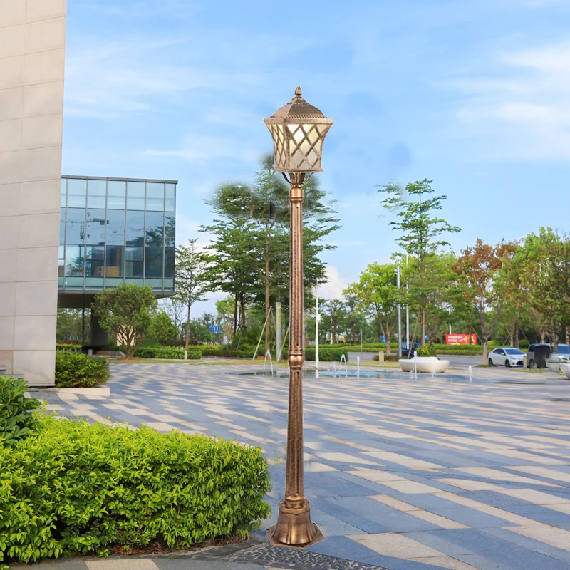 1.8M European Style Outdoor Garden Street Lamp Waterproof Single-Head High-Pole Landscape Lighting for Exterior Spaces
