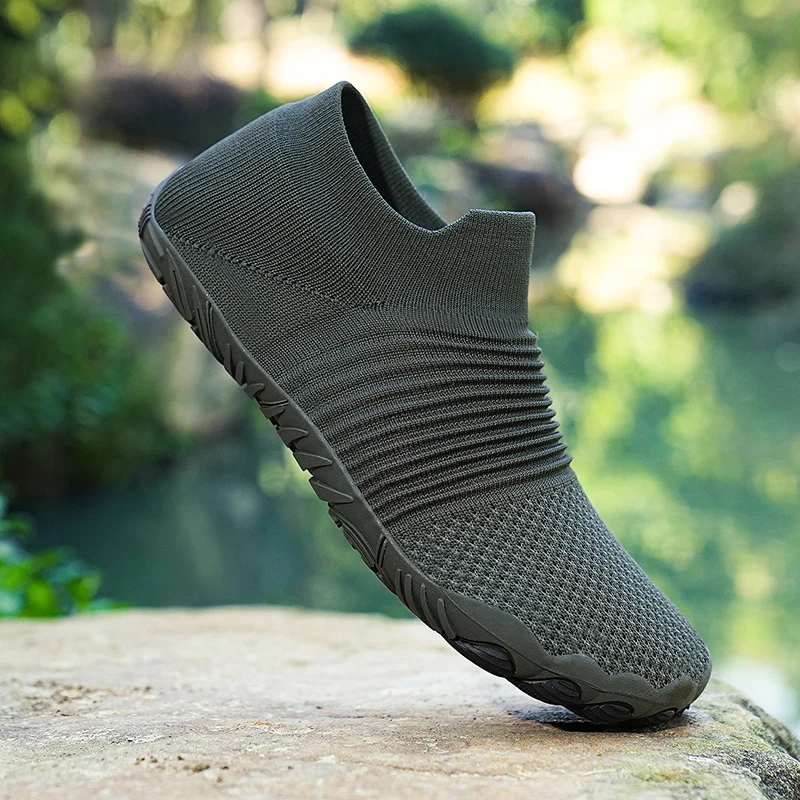 

Men's Wide Barefoot Mesh Sneaker Fashion Slip On Flats Women Aqua Shoes Sport Outdoor Soft Five Finger Wide Toe Casual Water New