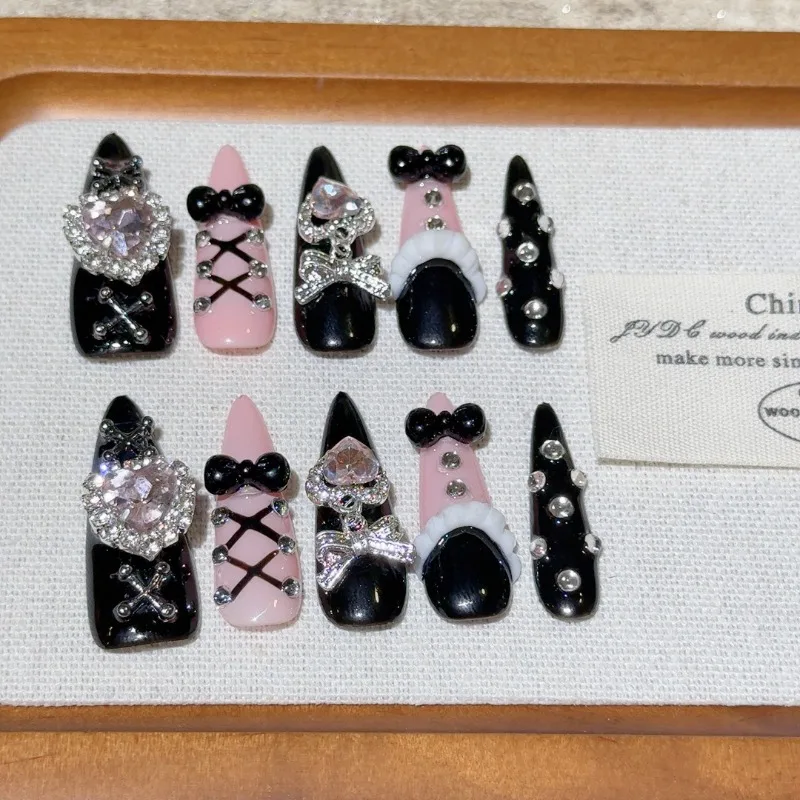 

10Pcs Handmade Nails Sweetheart Skirt-Style Black and Pink Edgy Press-On Nails—Perfect As A Gift for Girls and Friends