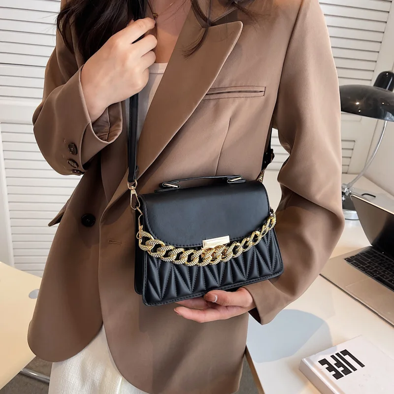 2024 New Designer Shoulder Bag Fashion Chain Crossbody Bags For Women Brand Ladies Handbags And Purses