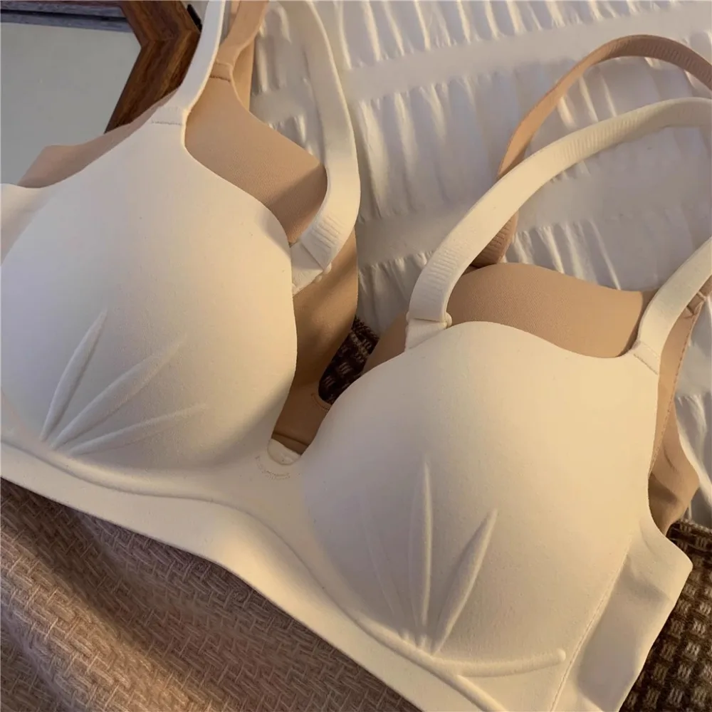 Comfortable Frameless Breast Augmentation Bra Traceless Simple Push-up Bra Ringless Thin Summer Bra Women