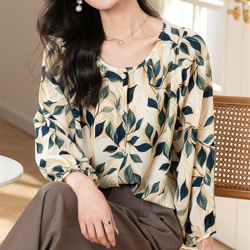 เสื้อเชิ้ตลายดอกไม้สไตล์เรโทร แขนยาวทรงหลวมสำหรับผู้หญิง เหมาะสำหรับการเดินทาง วันหยุดพักผ่อน สวมใส่สบายๆ