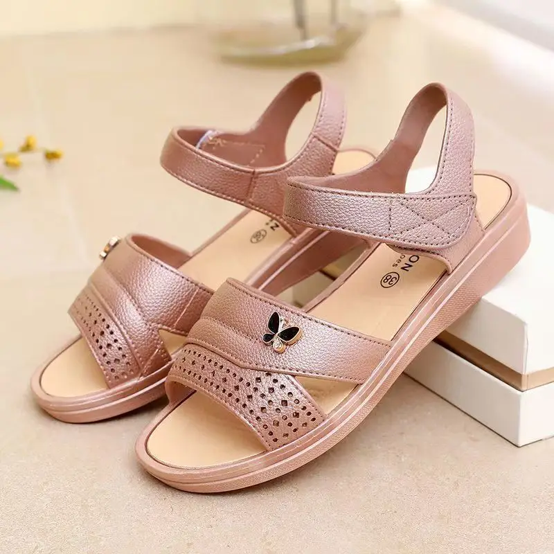 

Middle Aged And Elderly Women Flat sole One Word Sandals Summer New Soft sole Non Slip Lightweight Waterproof Casual Sandals
