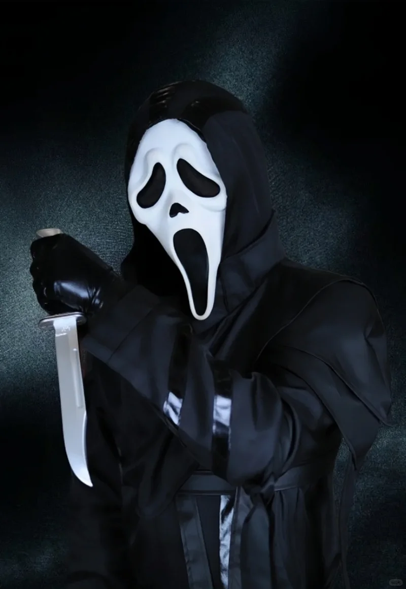 Рисунок 5 - Призрачное лицо, карнавальный костюм,