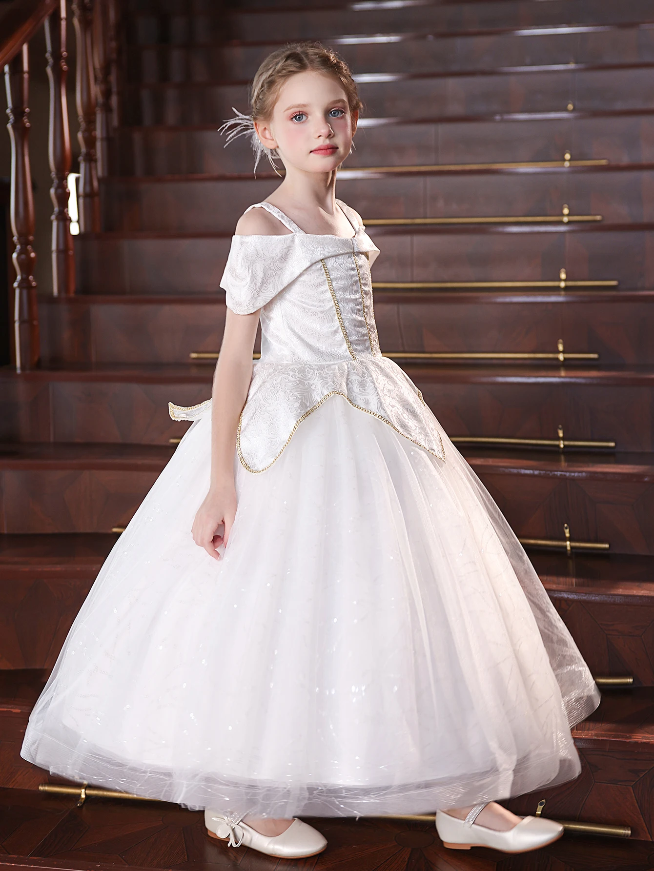 

White Off-Shoulder Elegant Long Dress Suitable For Girls Attending Parties Birthday Celebrations Performances Flower Girl Dress