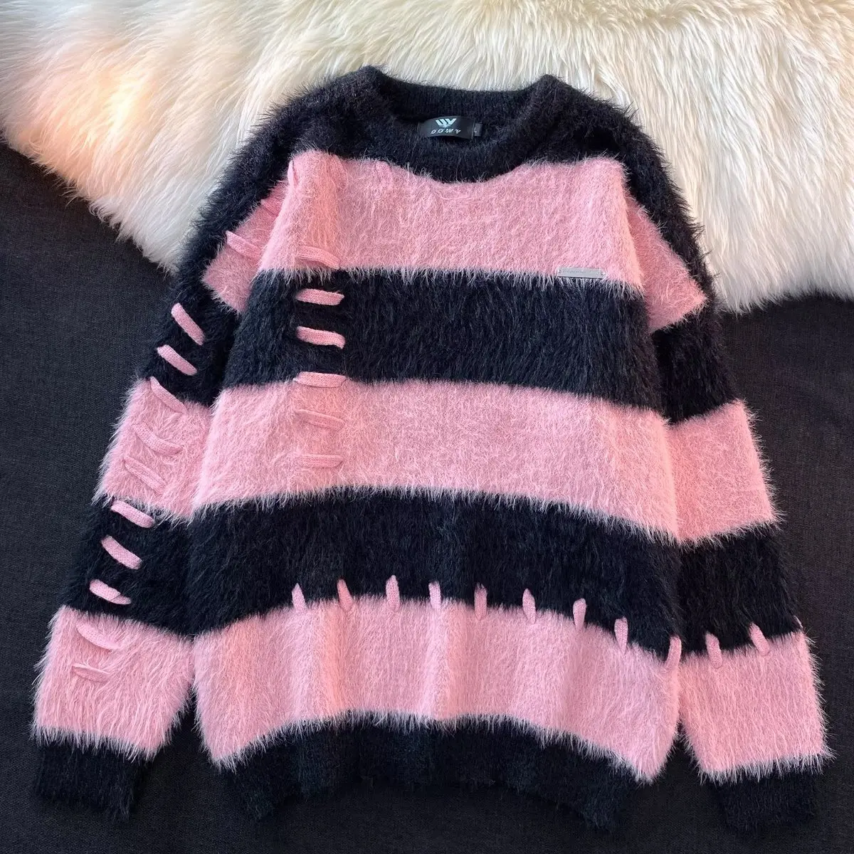 

Women Mink Velvet Striped Sweaters Autumn Winter Round Neck Casual Loose Knitted Pullover Sweater Lazy Style Knitwear Streetwear