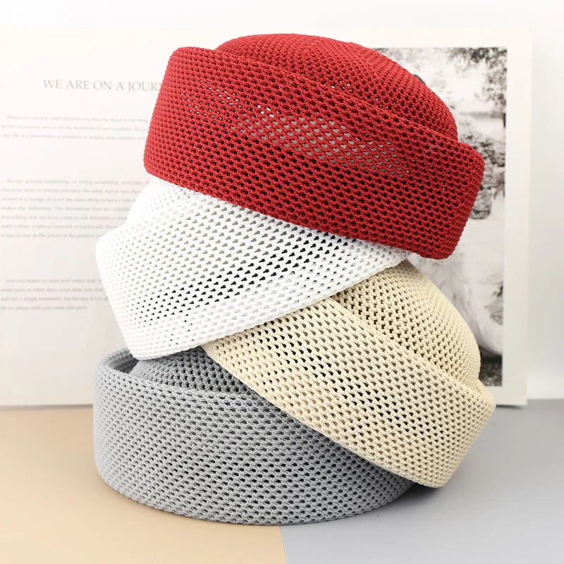 Sommerliche gewebte Mesh-Baskenmützen für Damen – Atmungsaktive Pillbox-Hüte, Taqiyah Kufi Hard Pink Caps, Elegante Sonnenhüte, Französische Riviera Urlaubsmützen