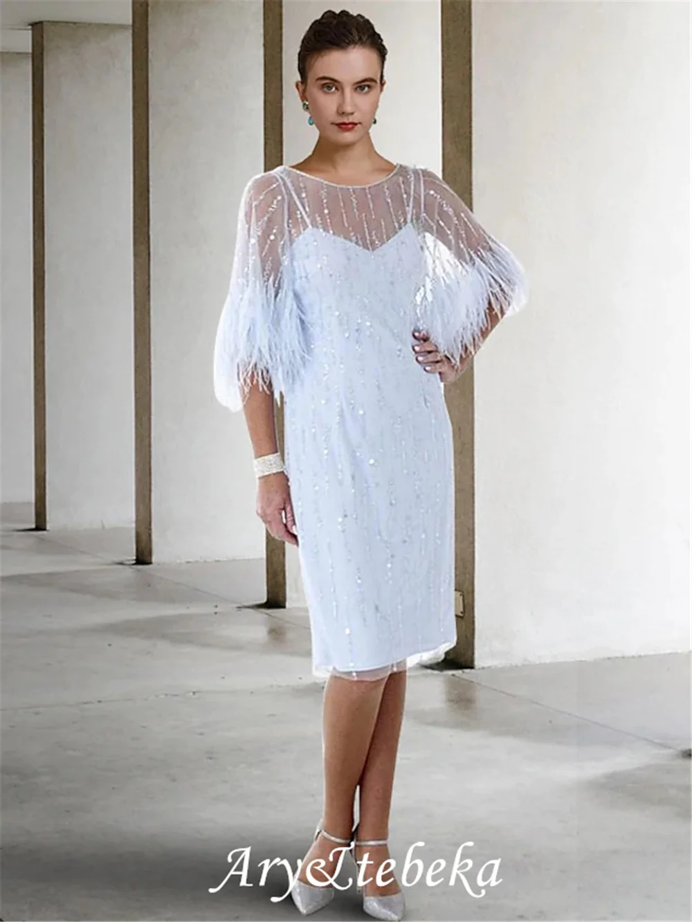 Mantel Mutter der Braut Kleid Elegante Sparkle Jewel Neck Knie Länge Stretch Chiffon-Halbe Hülse mit Feather Friesen Pailletten