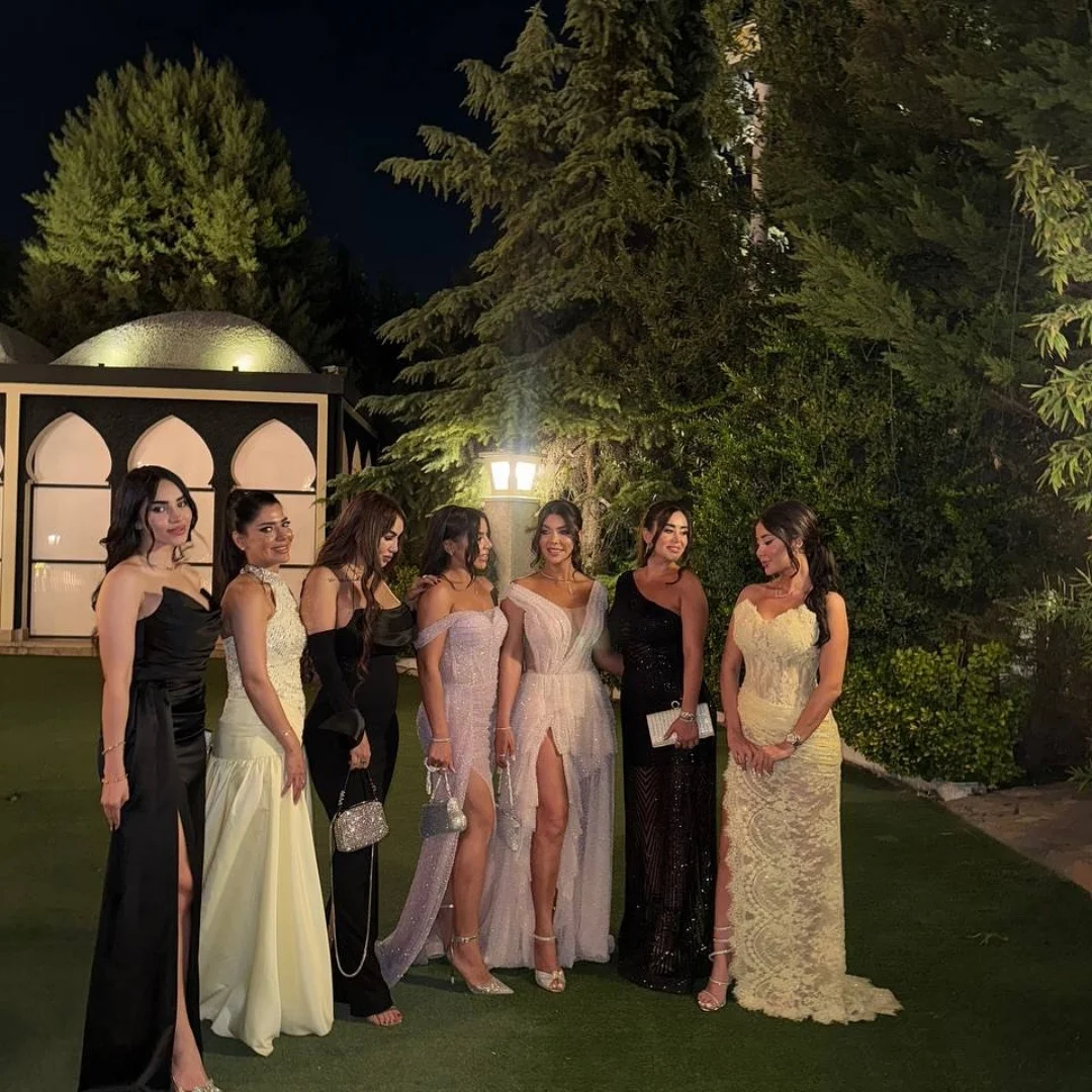 Amanda Customized Yellow Flowers Embroidery Prom Dress Strapless Side Slit vestidos de noche Floor-Length Formal Evening 2025