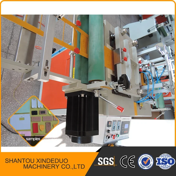 Macchina per stampaggio a caldo e taglio con logo in pelle completamente automatica