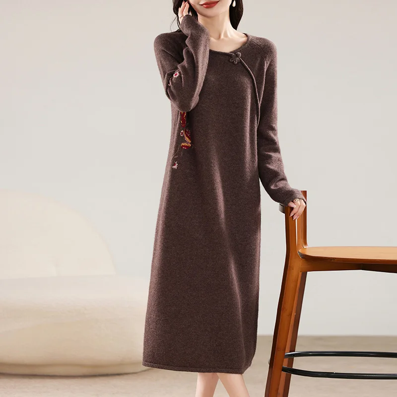 فستان نسائي محبوك من صوف ميرينو 100% كاجوال مطرز طويل رقبة دائرية فضفاض خريف وشتاء جديد 2024