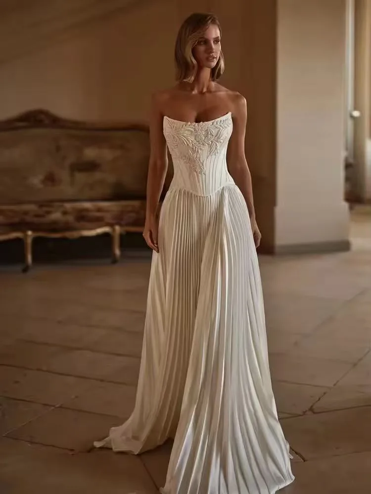 

Vintage Strapless Pleat Wedding Dresses Elegant Embroidery Beading Appliques Simple Bridal Gowns Customized Vestido De Novia