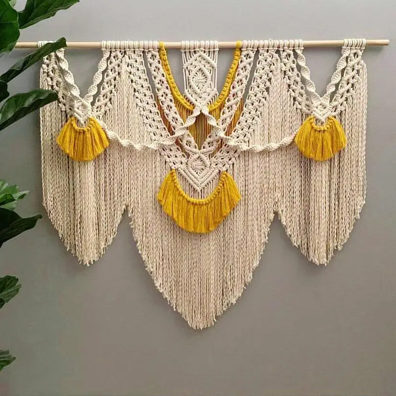 

Handwoven Macrame Tapestry Wall Hanging Tapetry Bohemia Tassel Curtain Tapestry with Wooded Stick Boho Decorn Stick