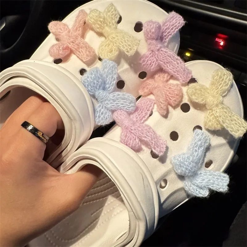 

Woolen Bow Series Fresh Shoe Accessories Lovely Designer Charms Cute Footwear Decoration DIY Ins Popular Kids Boys Girls Gifts