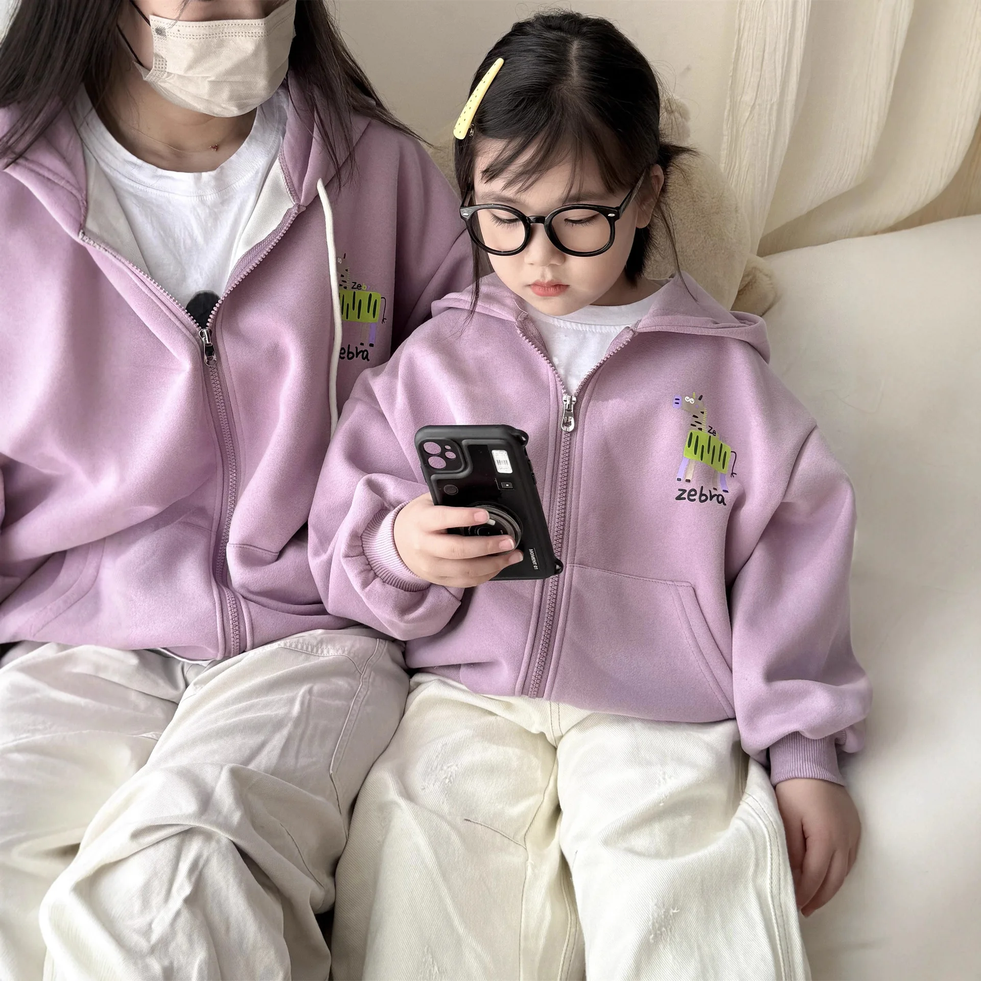 

2025 New Family Matching Jacket Hood Parents and Kids 4-Piece Outfit Cute Toddler Baby Boys Girls 1-10 Years Cotton Casual Coat