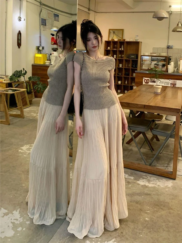 

Ele Pure Desire Вязаная футболка и юбка ort Sve для женщин, летний модный комплект из двух предметов