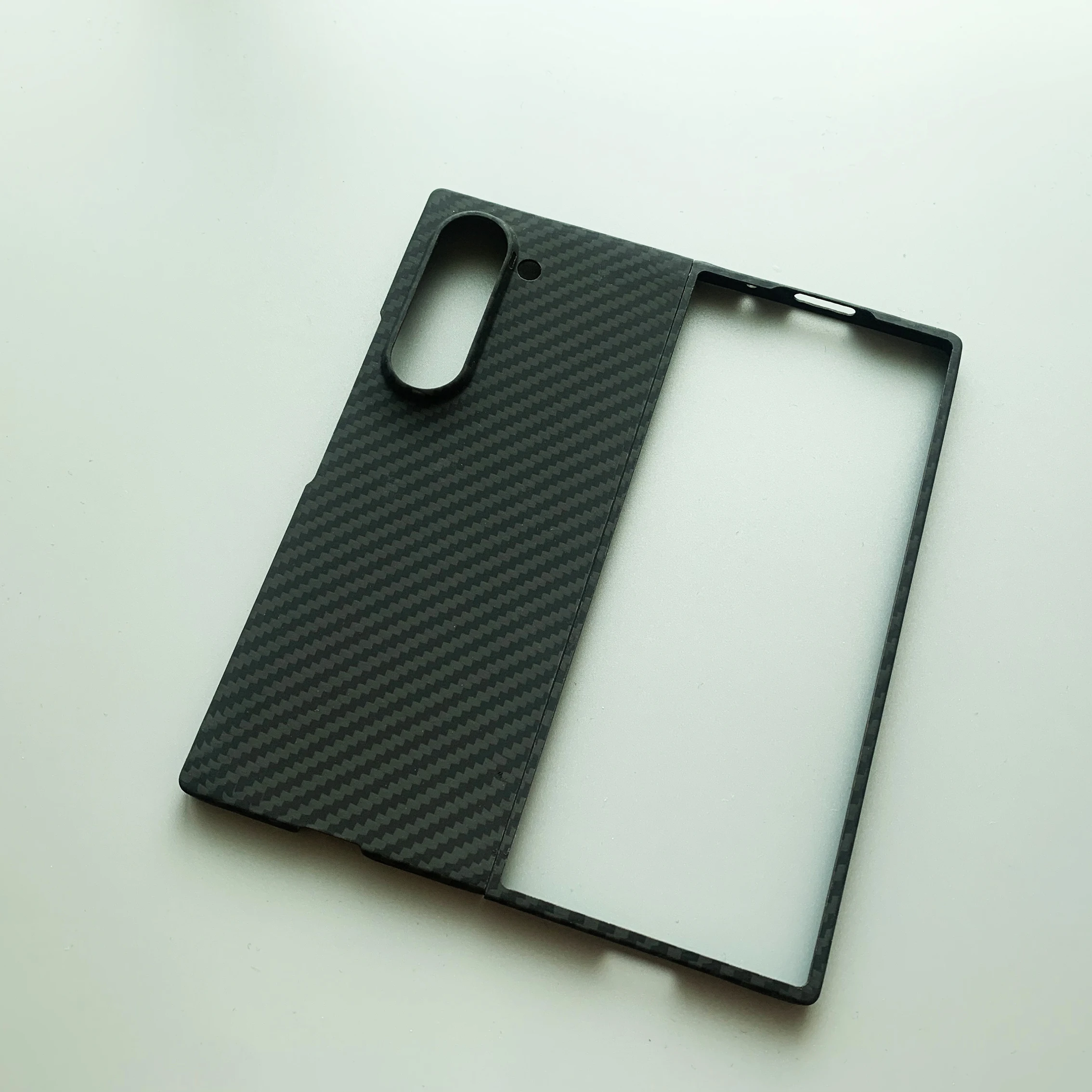 Carbon fiber protective case, suitable for Samsung Z Fold6 folding screen, Kevlar mobile phone case, Z Fold6 all-inclusive case.