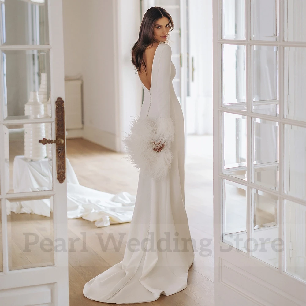 Scoop Neck Mermaid Wedding Dress Long Sleeves with Feathers Sexy Side Slit Floor Length Open Back Bridal Sheath Custom Made Gown