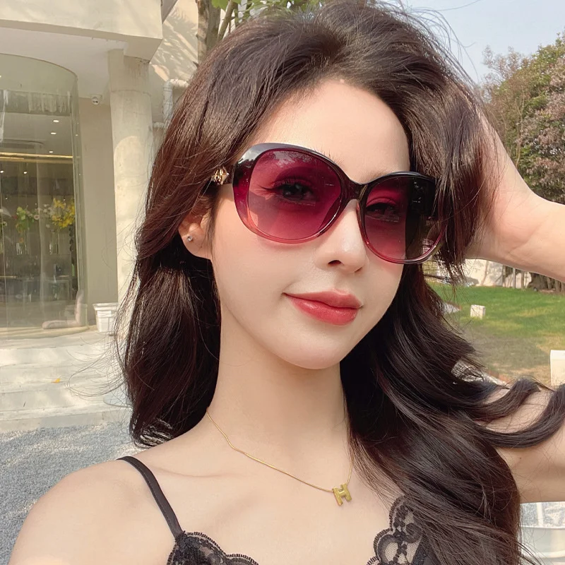 2023 New Sunglasses, Female Sunglasses, Popular Korean Netizens, Ins Live Delivery, Fashionable Sunshade, Heart piercing Arrow