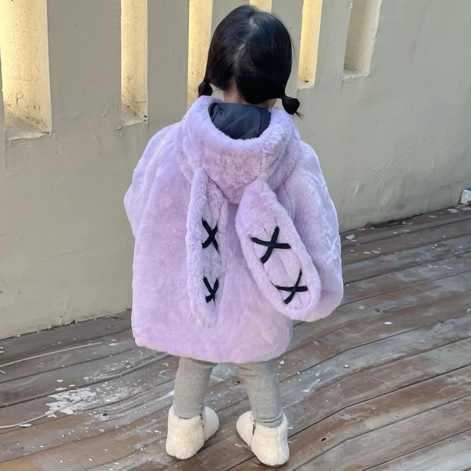 

Милое осенне-зимнее детское пальто из искусственного меха, милое мягкое черное пальто из искусственного меха с заячьими ушками, кавайная свободная пушистая куртка с капюшоном