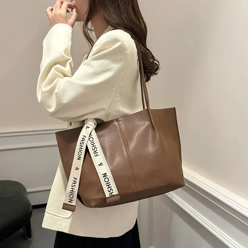 

Retro Fashion Soft PU Solid Color Women's Shoulder Bag Ribbon Deco Large Capacity Female Leisure Tote Bag For Commute Outings by
