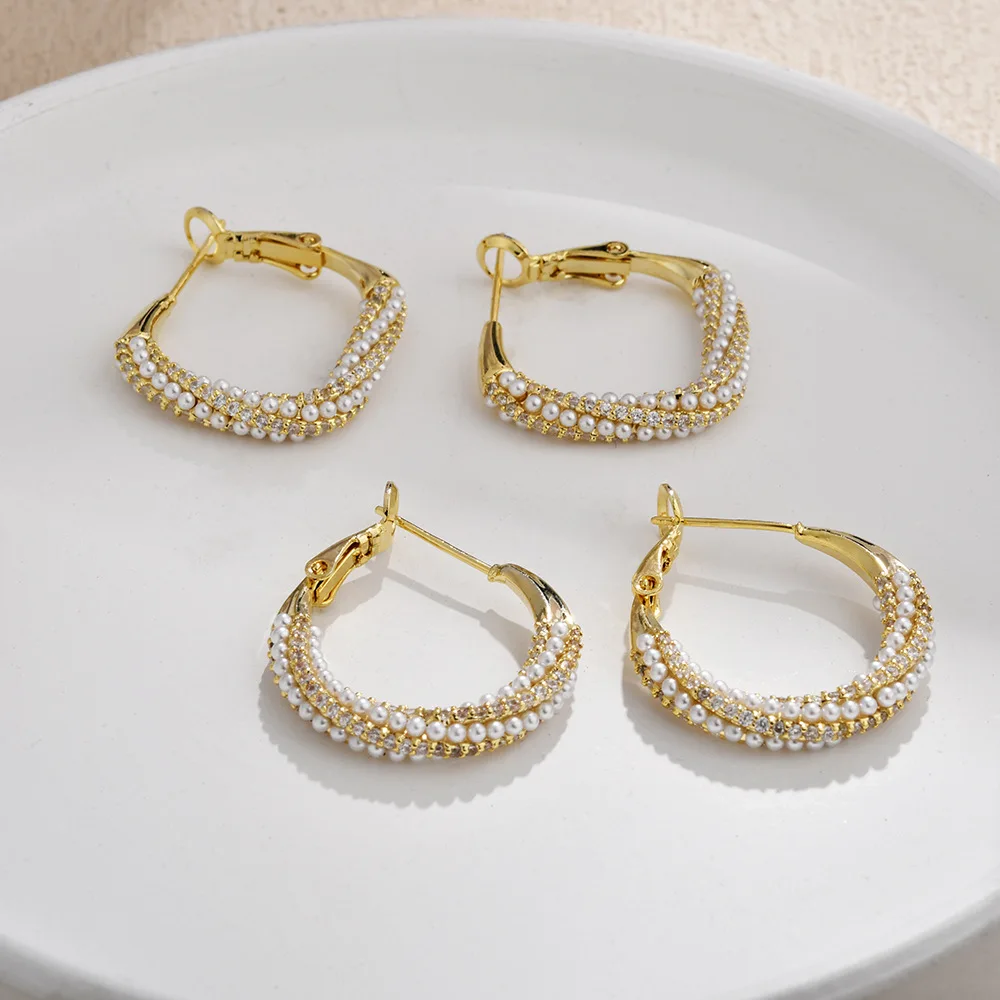 Boucles d'oreilles rondes torsadées en perles et diamants, style français, design polyvalent de luxe léger, plaqué or véritable 14K