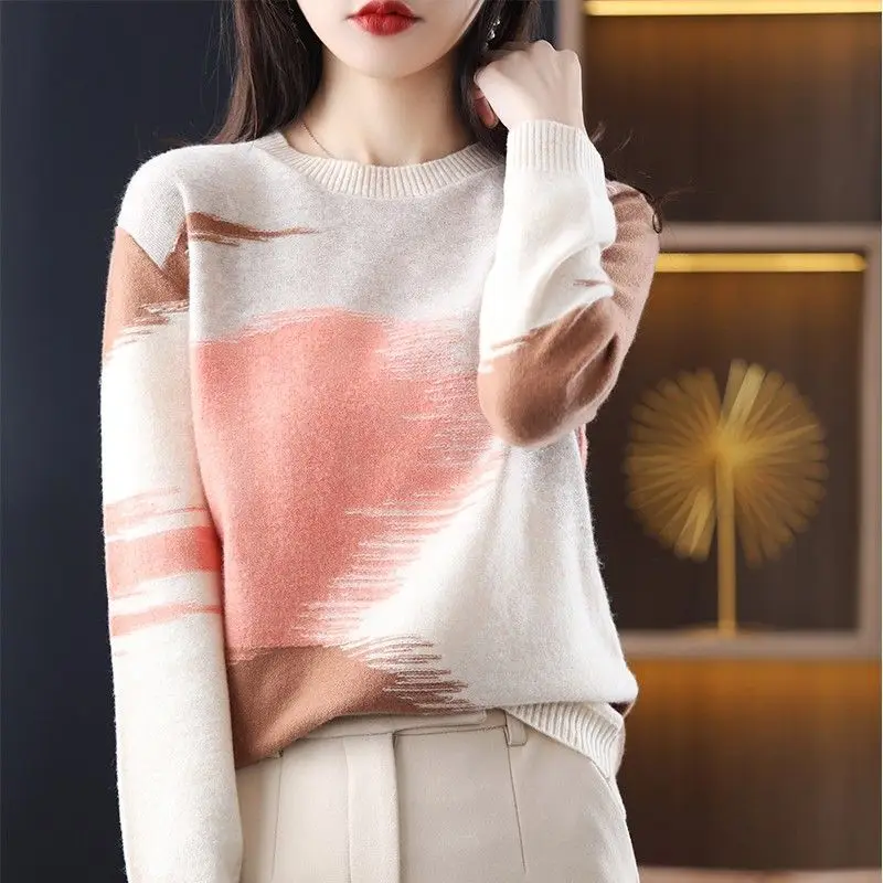 2024 Autumn Winter Round Neck Contrasting Sweater Korean Version Loose and Slim Casual Versatile Knitted Sweater Fashiona Tops