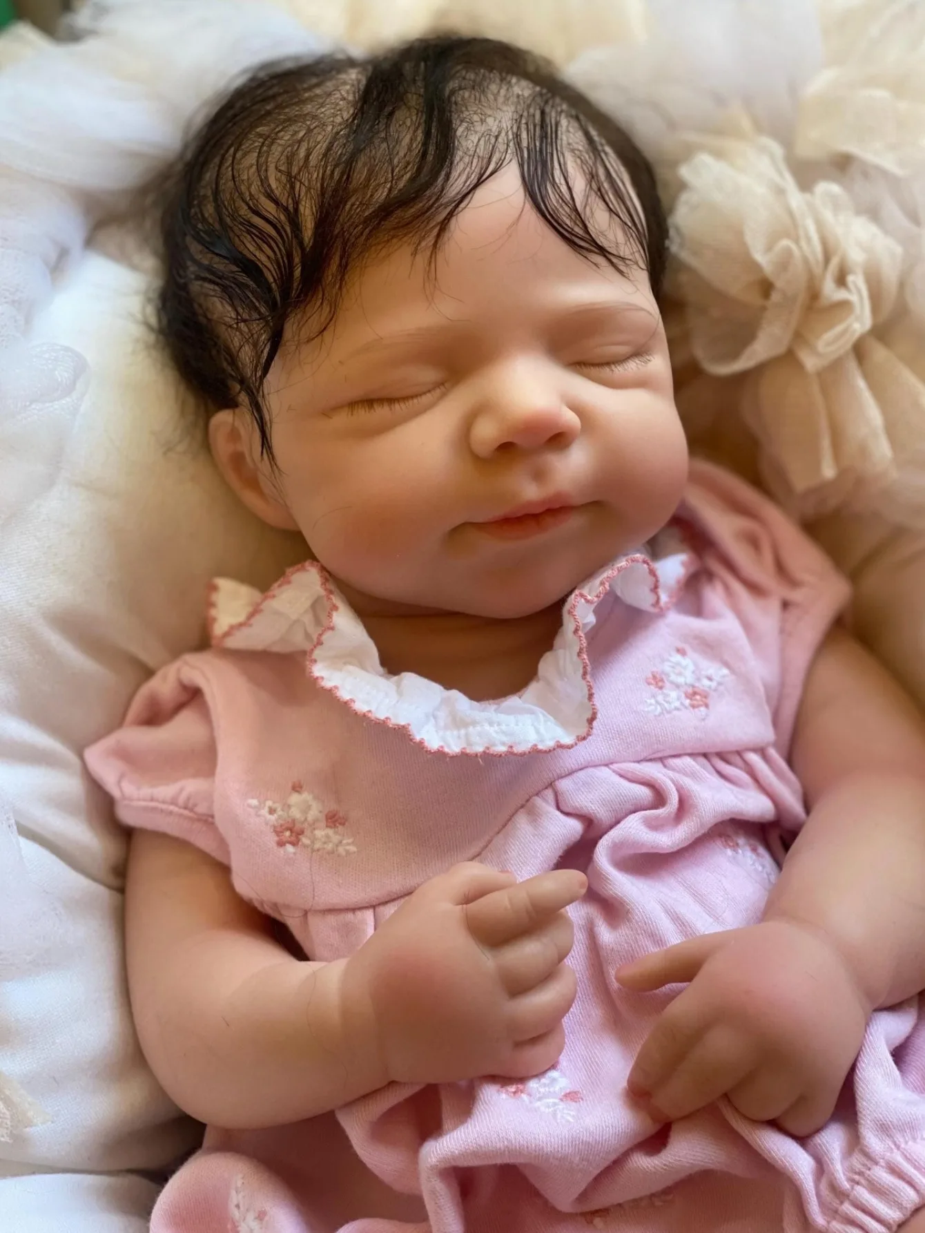 

18 Inch SIlicone Reborn Baby Doll Handmade Lifelike Pascale Bebe Newborn Girl With Rooted Hair Two Clothes For Choose