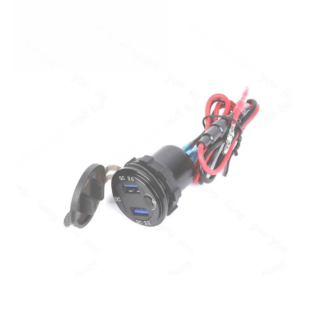 

Applicable FOR Honda CB750 Hornet750 mobile phone USB adapter charging seat voltage display USB charging port