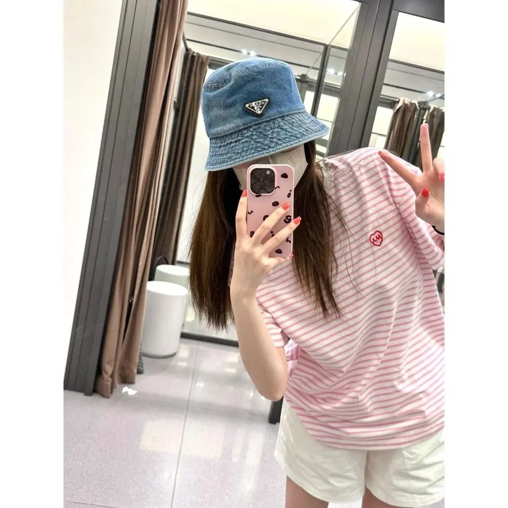 

Summer Sportswear Casual Fashion Striped T-Shirt And Wide-Leg Shorts Two-Piece Set Age-Reducing Slimming Look Short-Sleeved