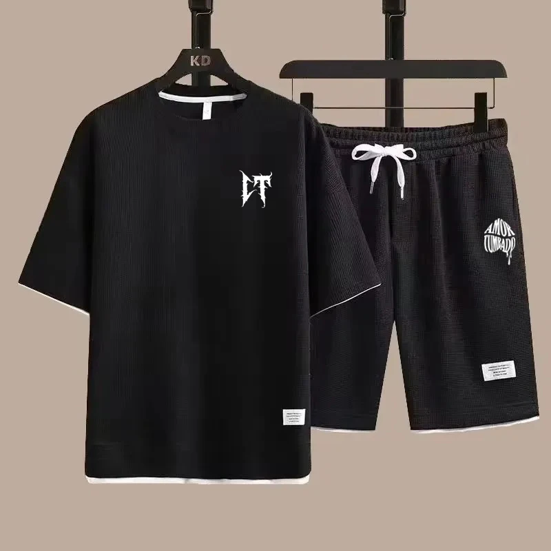 

Новый повседневный комплект из футболки и шорт для мужчин: летний модный комплект с коротким рукавом, спортивный костюм, уличная одежда, свободный крой
