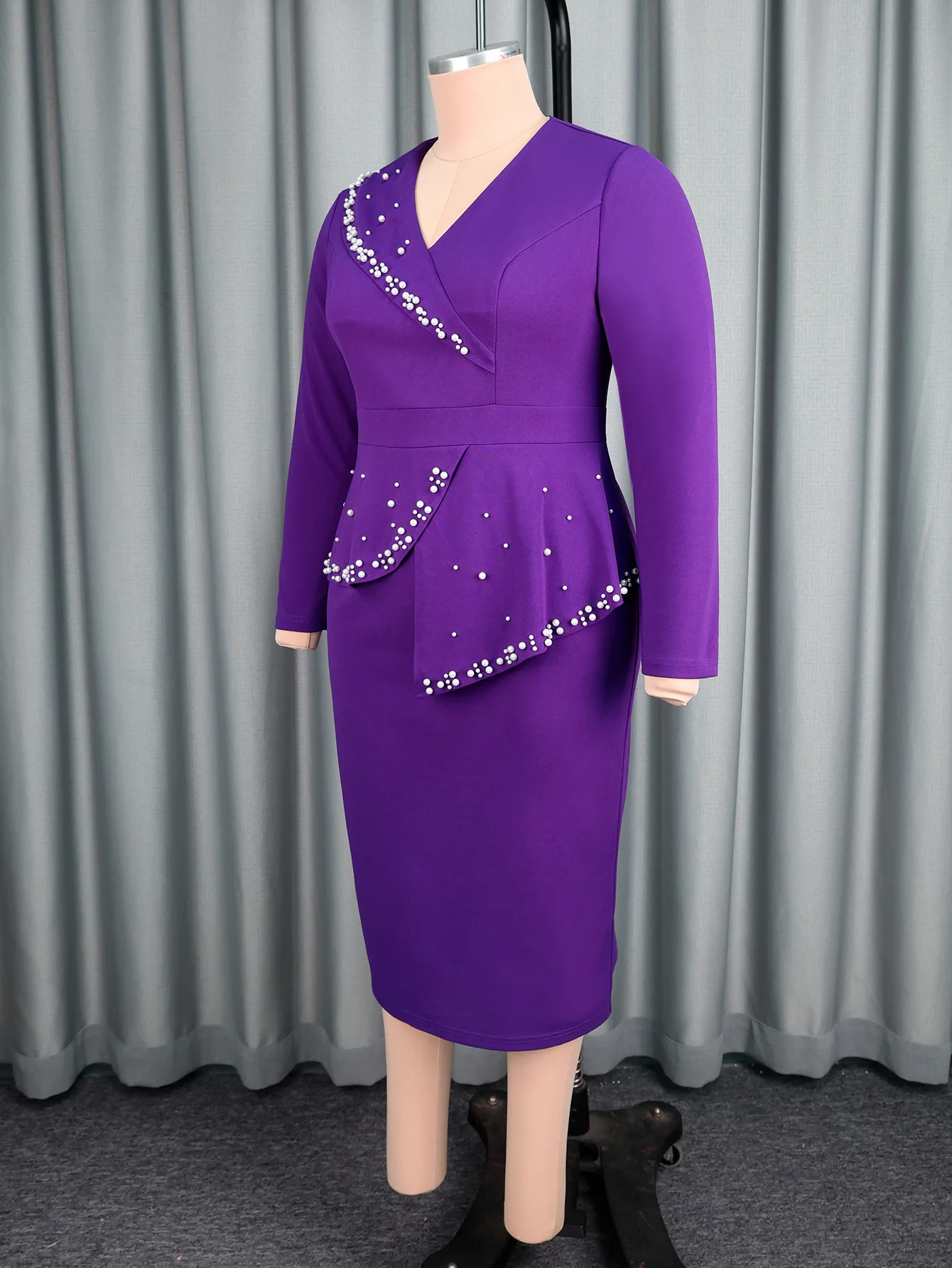 2025 New plus-size women's dress, purple V-neck long-sleeved dress with ruffled rhinestone, elegant and stylish evening dress