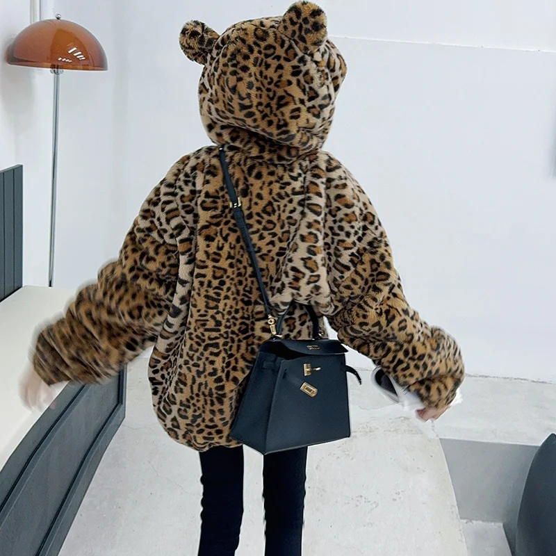 Abrigo de piel de leopardo a la moda para chicas jóvenes con capucha, chaquetas con capucha de piel de lana para niños, ropa de calle para niños, prendas de vestir exteriores para adolescentes