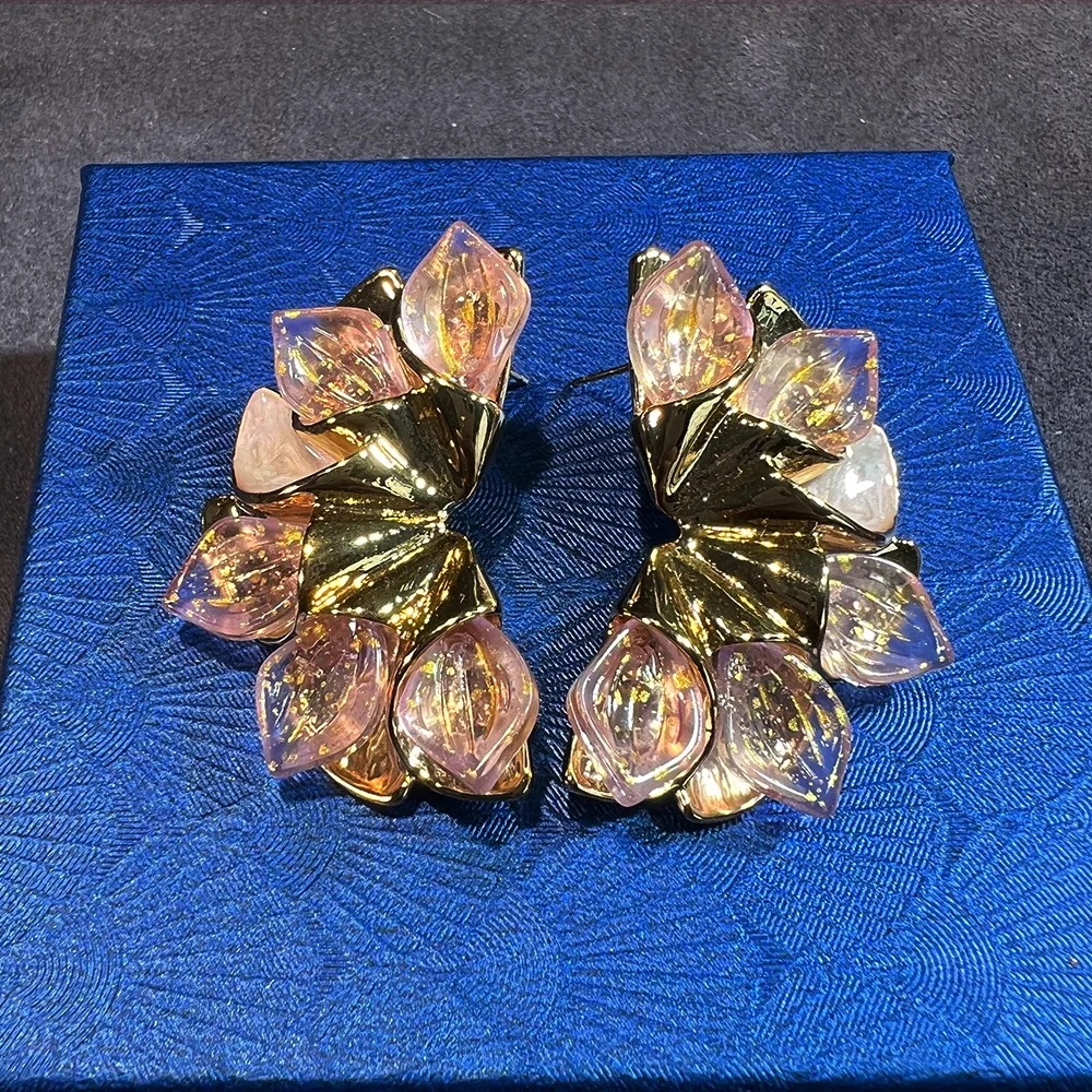 

Женские глазурованные серьги с розовыми лепестками Prime, большие цветы, листья лотоса, аксессуары для ушей, женские украшения, винтажные изысканные подарки для банкета