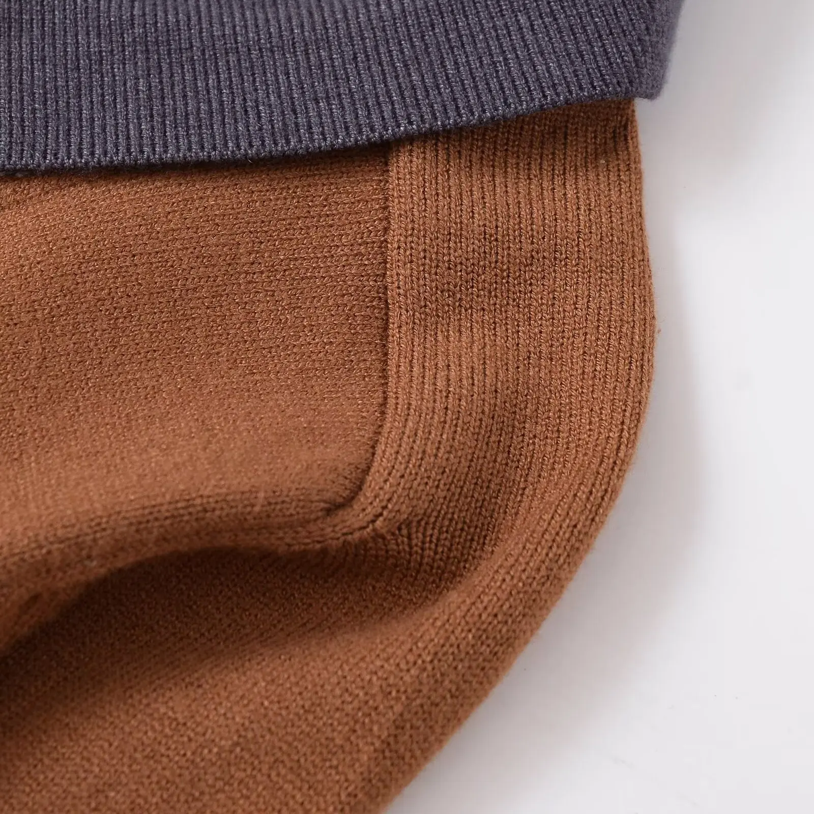 KASLEAD New Women's Faion Diamond Knitted  irt Versatile Sli Polyester Fiber Long Sve Crew Ne Button Detail