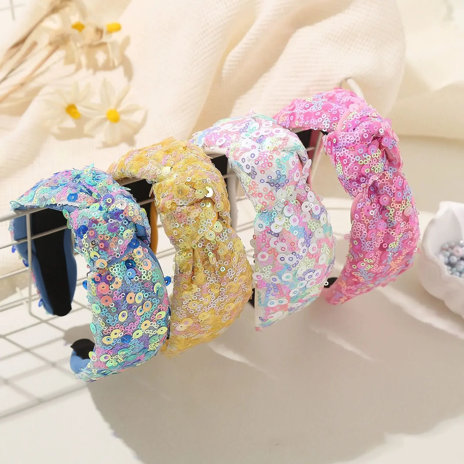 

Elegant Knot Sequin Shiny Hair Hoop for Women | Wide Brim Vintage Headband | Minimalist Design for High Hairline