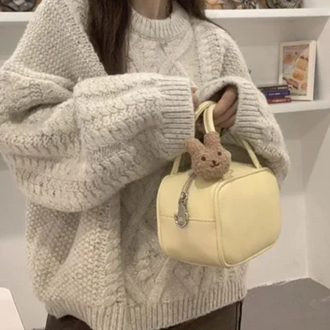 سميكة الخريف الشتاء Vintage الملتوية سترة المرأة فضفاضة كسول نمط الجولة الرقبة محبوك البنطال القصير طاقم الرقبة تريكو