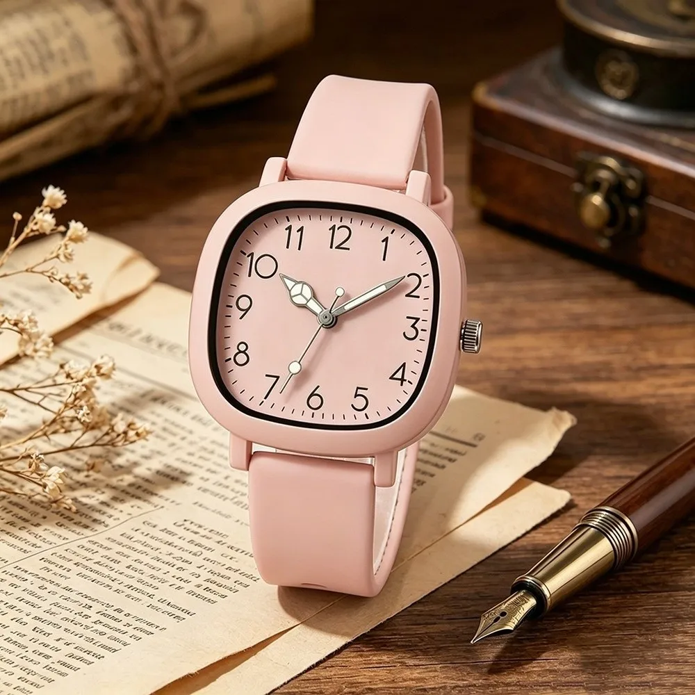 2PCS/Set Square Dial Women Quartz Watch Quartz Movement Heart Bracelet Women Watch Silicone Strap Fashion Watch Set Women Girl