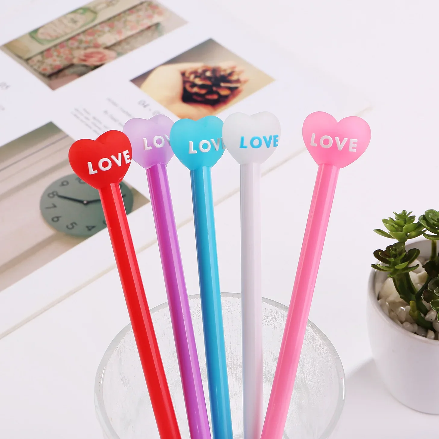 60Pcs Wholesale creative cute letter love gender-neutral pen, love three-dimensional modeling office student stationery