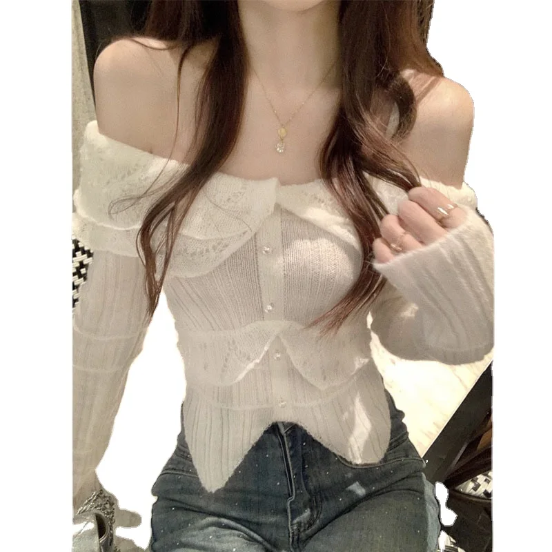 

2023 autumn and winter new delicate soft splicing imitation sheep sweater knitting female tide