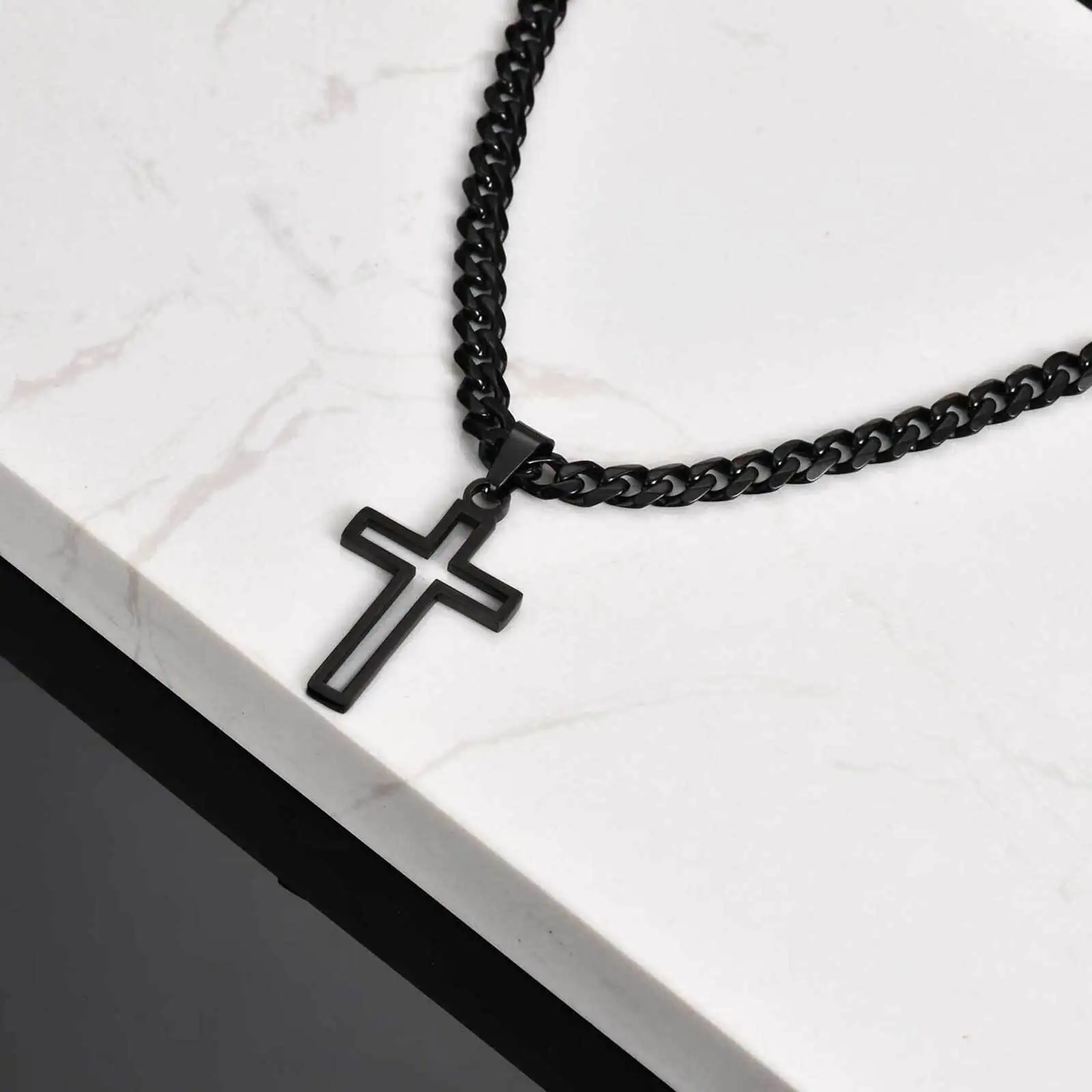 Grundlegende Kreuz-Halskette für Männer und Jungen, wasserdichter, stahlfreier, hohler Kreuz-Charm-Anhänger, einfacher Gebetsschmuck – Detail 8