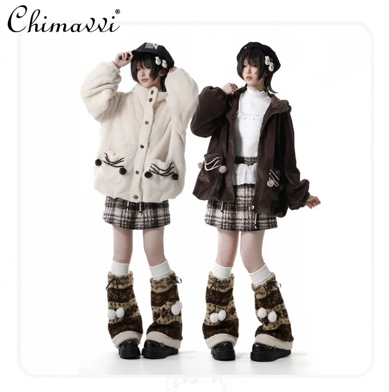 

Зимний новый японский стиль, милый свободный теплый флисовый меховой подкладке с длинными рукавами, клетчатая юбка, комплект из двух предметов, милый крутой женский комплект для девочек