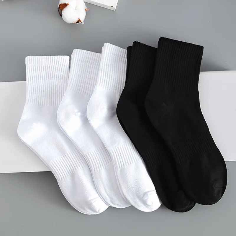 1Pair Mid Length Socks Women's Classic Black White Solid Color Fashionable Casual Sports Sweat Absorbing Breathable Men Socks