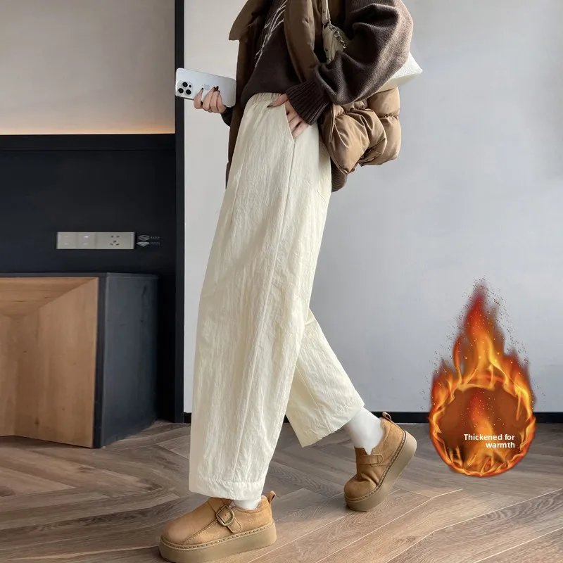 Pantaloni di cotone caldi Autunno Inverno Nuovo Sle Casual Pantaloni di cotone a nove punti per donna Pantaloni a gamba dritta leggeri