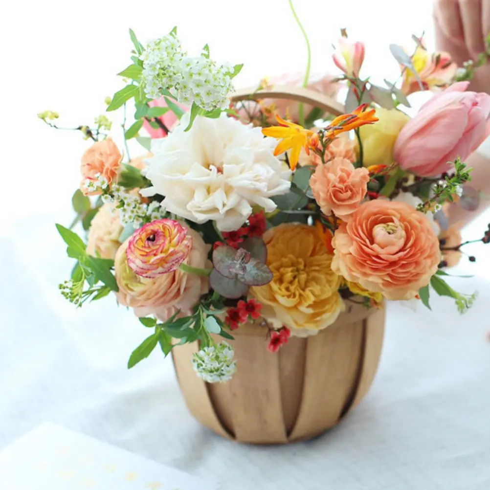 Small Round Wood Flower Basket Lace Embellished Perfect for Wedding Floral Arrangement Decorative Woven Basket Table Centerpiece