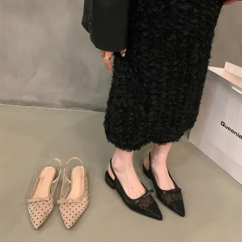 

Women's 2024 Polka Dot Chunky Heel Graceful Pointed Toe Shallow Mouth Slimming Baotou Bow Shoes Women