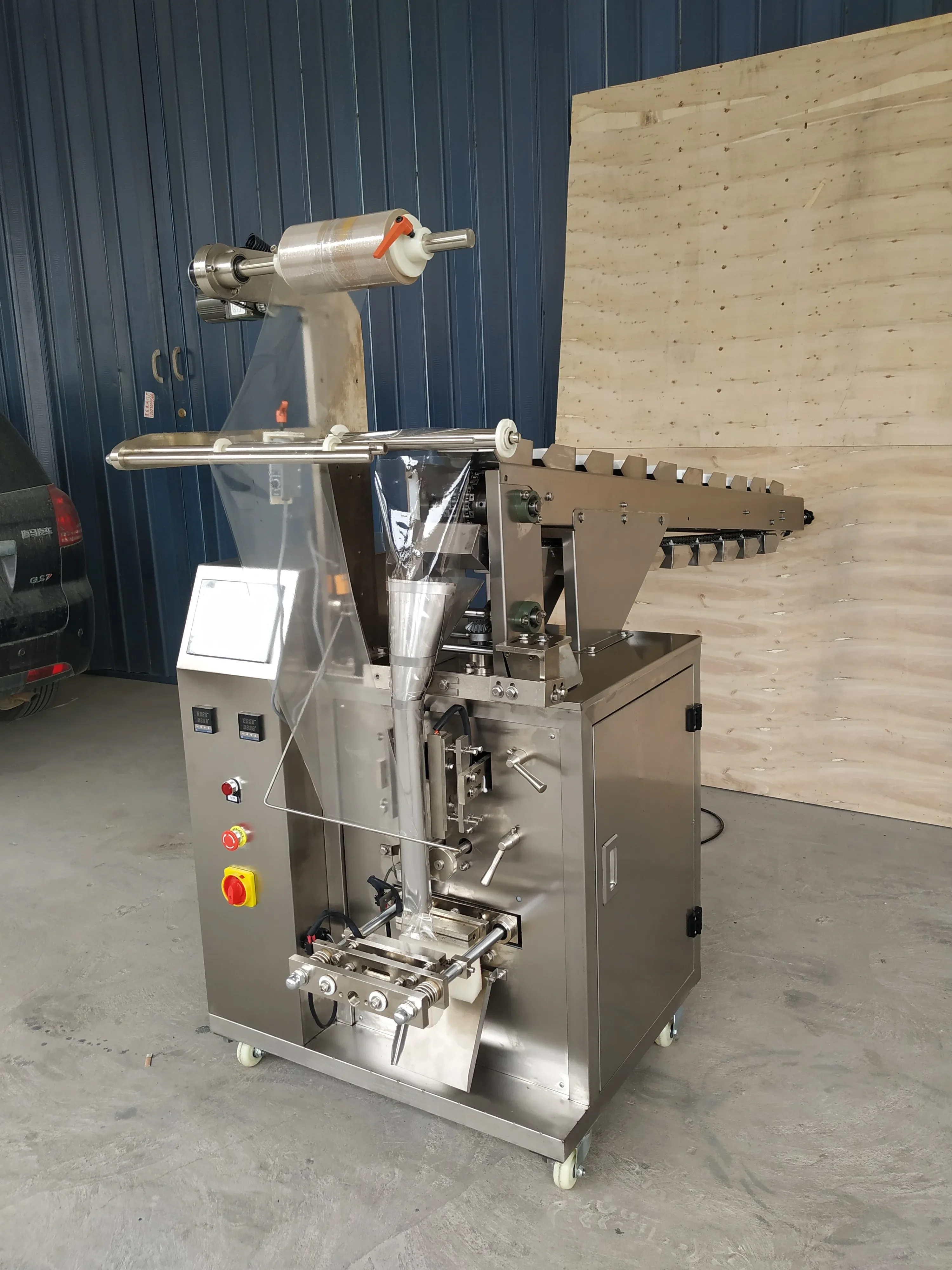 Automatic Vertical Granule Packing Machine for Nuts Rice Beans Biscuits Snacks 5-10kg Bag Packaging