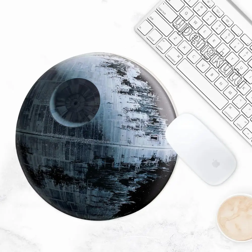 لوحة ماوس Death Star Starship لوحة مفاتيح مستديرة ملحقات لوحة كمبيوتر للطلاب مشغل ألعاب سطح المكتب حصيرة ماوس مطاطية غير قابلة للانزلاق