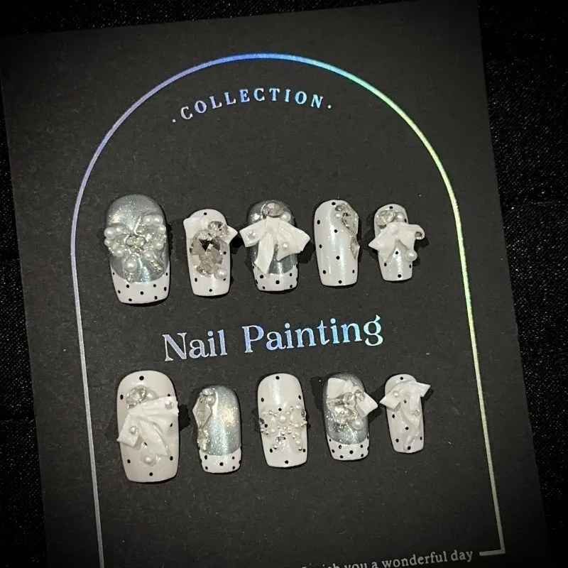 

10pcs Handmade Nails White Moonlight Cat-eye Pearl Bow French Polka Dot Design These Press-on Nails Make A Great Gift for Girls